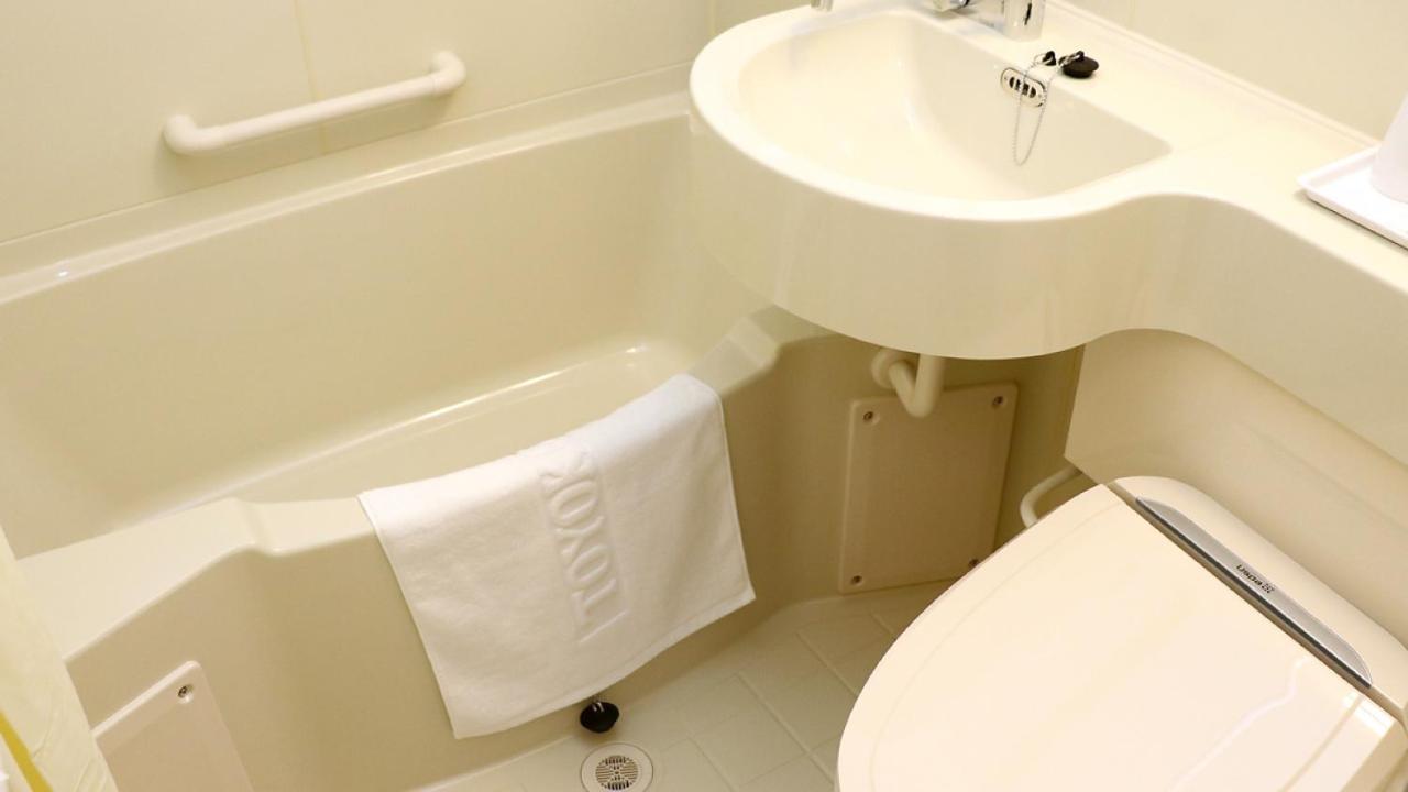 Toyoko Inn Osaka Honmachi No2 Exterior photo